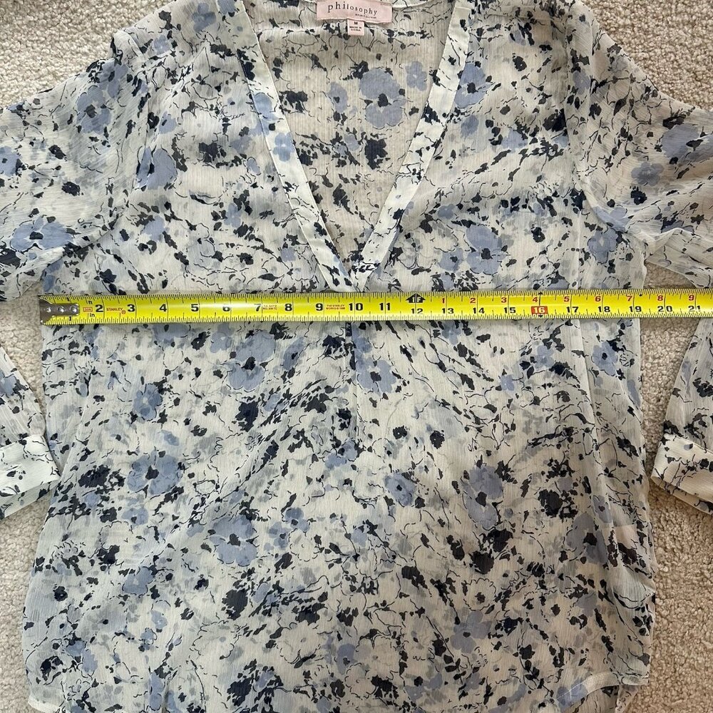 Philosophy Blouse Women’s Medium Sheer Floral White With Blue Flowers Sheer - Picture 11 of 14